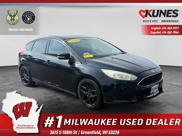2016 Ford Focus SE FWD photo