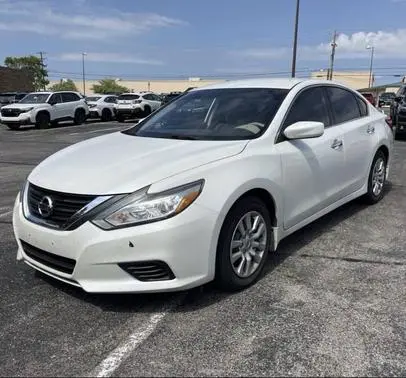 2016 Nissan Altima 2.5 S FWD photo