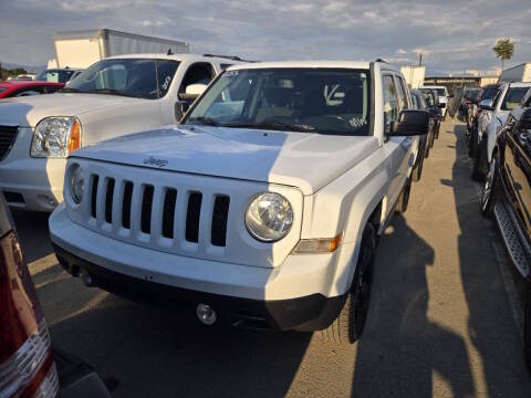 2016 Jeep Cherokee Sport FWD photo