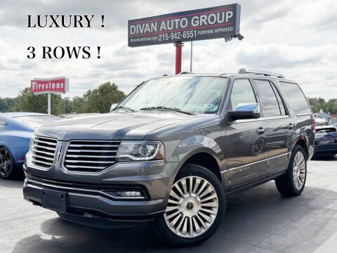 2016 Lincoln Navigator Select RWD photo
