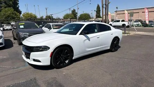 2016 Dodge Charger SXT RWD photo
