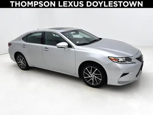 2016 Lexus ES  FWD photo