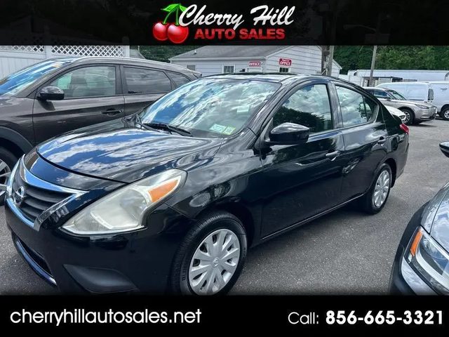 2016 Nissan Versa S FWD photo