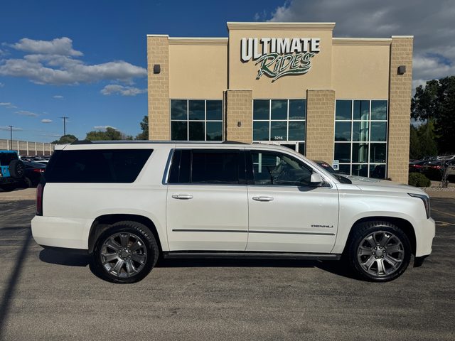 2016 GMC Yukon XL Denali 4WD photo