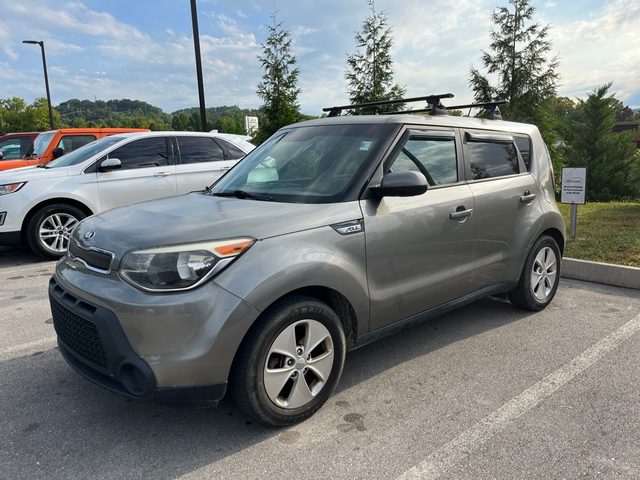 2016 Kia Soul Base FWD photo
