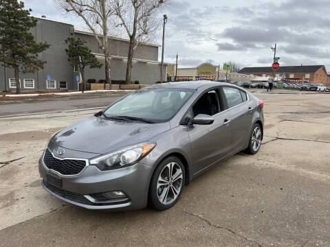 2016 Kia Forte EX FWD photo