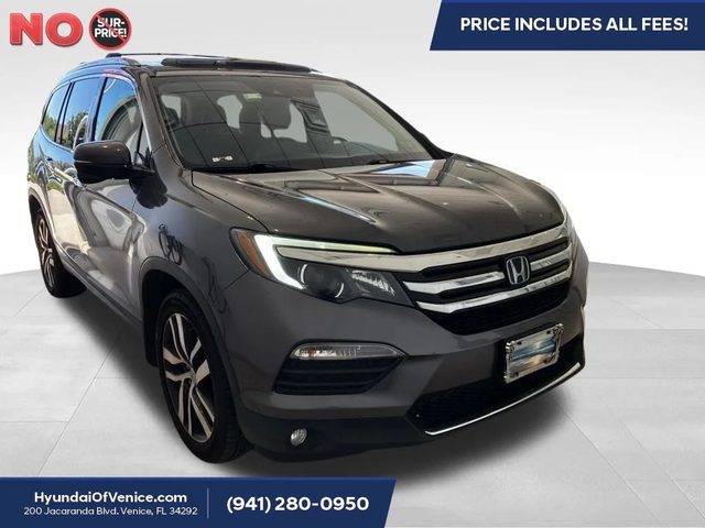 2016 Honda Pilot Touring AWD photo