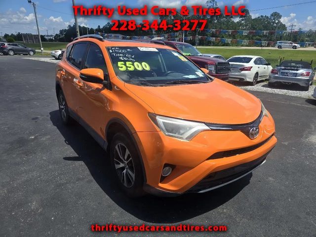2016 Toyota RAV4 XLE FWD photo