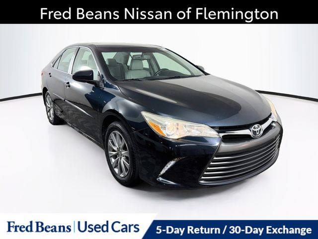 2016 Toyota Camry XLE FWD photo