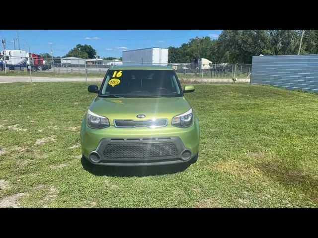 2016 Kia Soul Base FWD photo