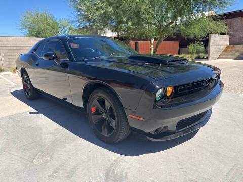 2015 Dodge Challenger SXT RWD photo