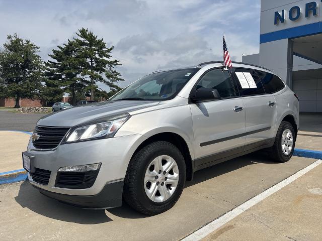2016 Chevrolet Traverse LS AWD photo