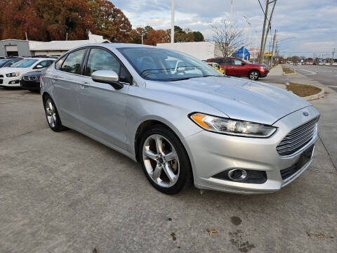 2016 Ford Fusion S FWD photo