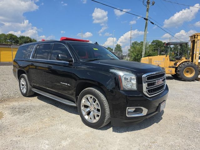 2016 GMC Yukon XL SLT 4WD photo