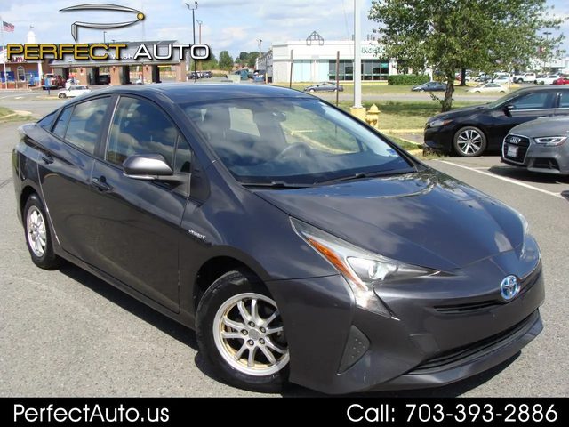 2016 Toyota Prius Two FWD photo
