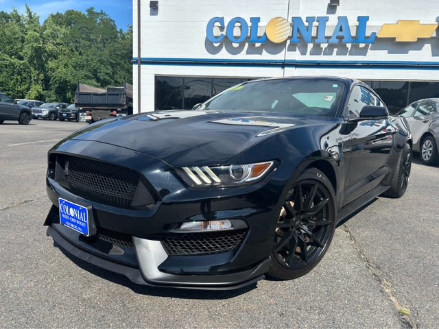 2016 Ford Mustang Shelby GT350 RWD photo