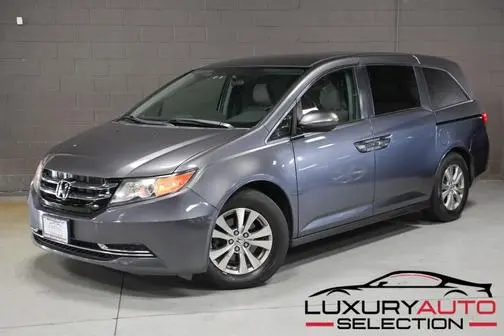 2016 Honda Odyssey SE FWD photo