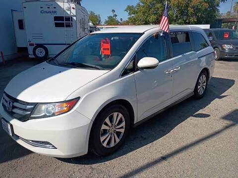 2016 Honda Odyssey SE FWD photo