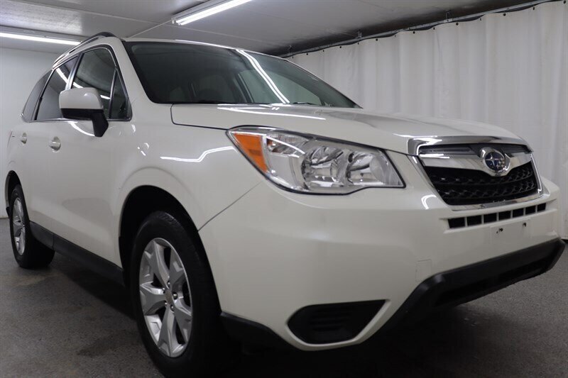 2016 Subaru Forester 2.5i Premium AWD photo
