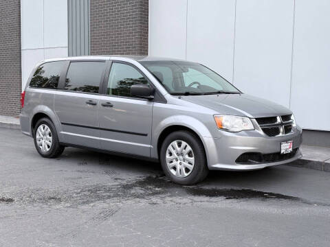 2016 Dodge Grand Caravan American Value Pkg FWD photo