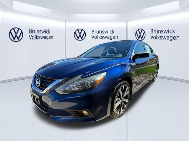 2016 Nissan Altima 2.5 SR FWD photo