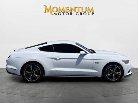 2016 Ford Mustang GT Premium RWD photo