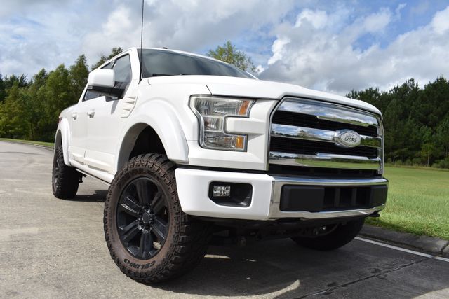 2016 Ford F-150 LARIAT 4WD photo