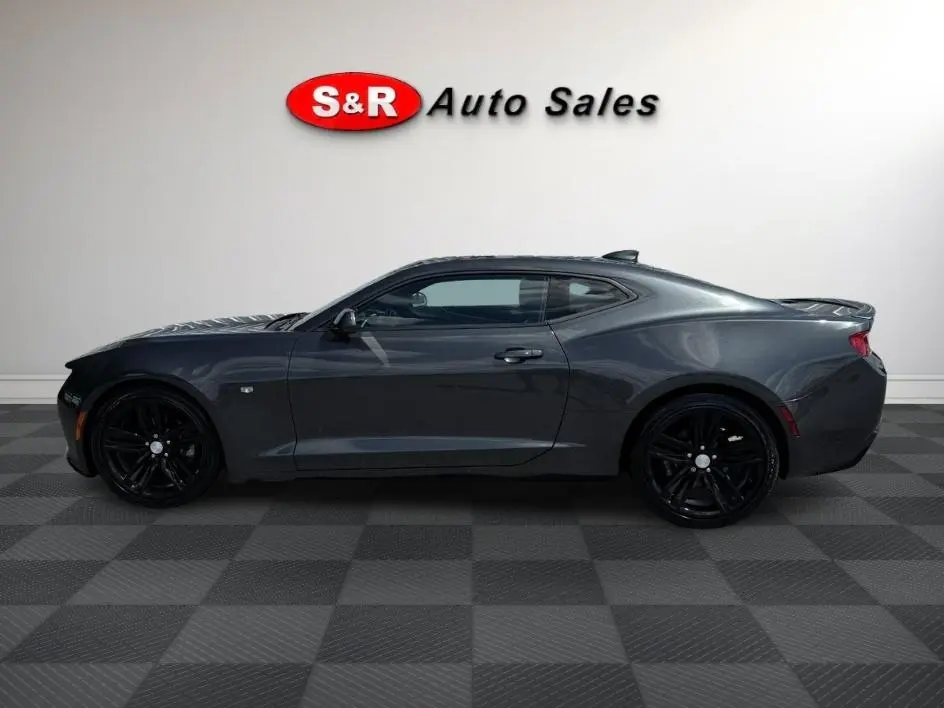 2016 Chevrolet Camaro 2LT RWD photo
