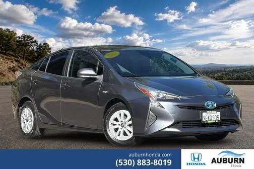 2016 Toyota Prius Two FWD photo