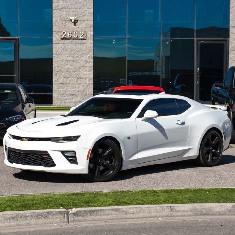 2016 Chevrolet Camaro 2SS RWD photo