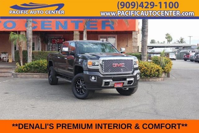 2016 GMC Sierra 2500HD Denali 4WD photo