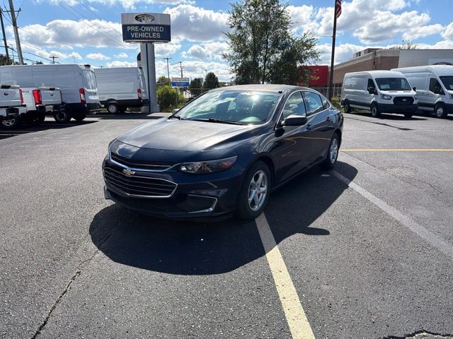 2016 Chevrolet Malibu LS FWD photo