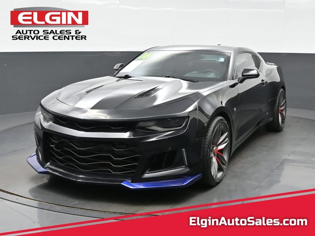 2016 Chevrolet Camaro 1LT RWD photo