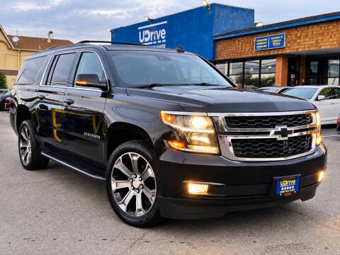 2016 Chevrolet Suburban LT 4WD photo