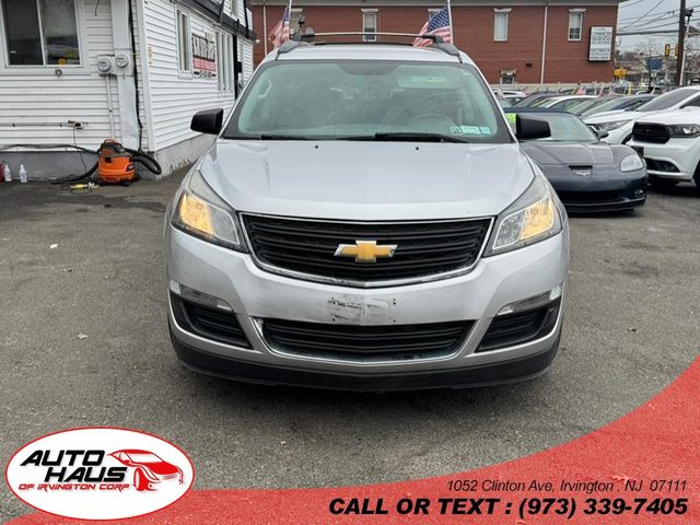 2016 Chevrolet Traverse LS AWD photo