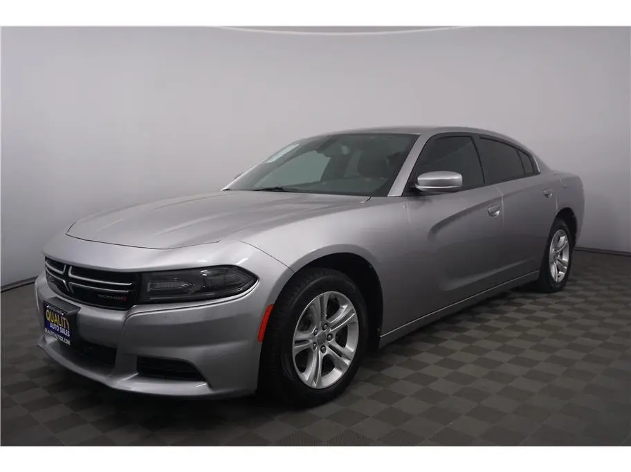 2015 Dodge Charger SE RWD photo