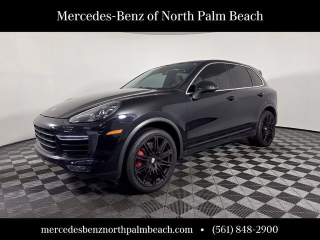 2016 Porsche Cayenne Turbo AWD photo