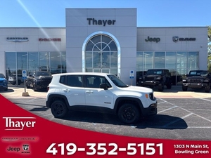 2016 Jeep Renegade Sport 4WD photo