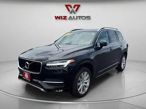 2016 Volvo XC90 T6 Momentum AWD photo