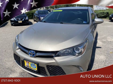 2016 Toyota Camry LE FWD photo