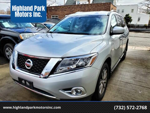 2016 Nissan Pathfinder SV 4WD photo