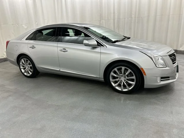 2016 Cadillac XTS Premium Collection AWD photo