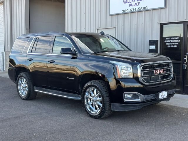 2016 GMC Yukon SLE 4WD photo