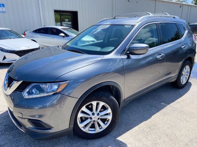 2016 Nissan Rogue SV FWD photo