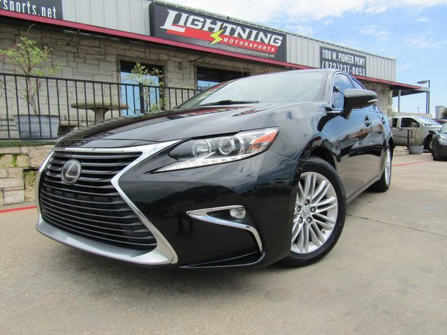 2016 Lexus ES FWD photo