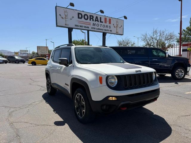 2016 Jeep Renegade Trailhawk 4WD photo