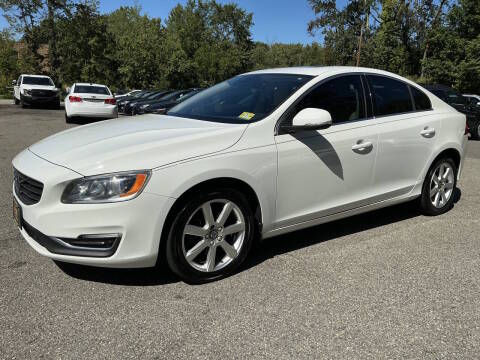 2016 Volvo S60 T5 Drive-E Premier FWD photo