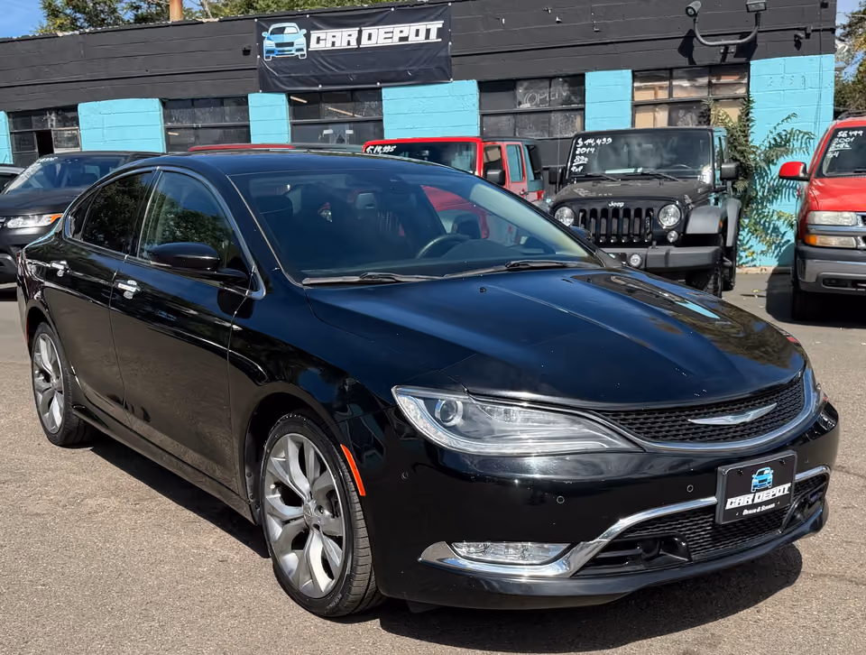 2015 Chrysler 200 C AWD photo
