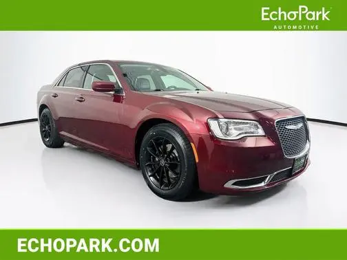 2016 Chrysler 300 Limited RWD photo