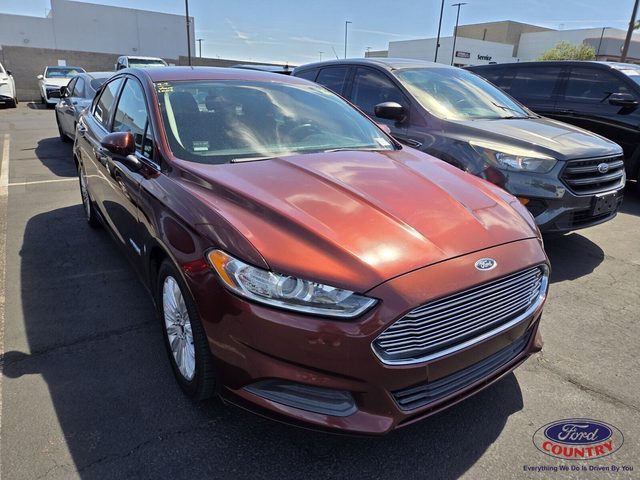 2016 Ford Fusion SE Hybrid FWD photo